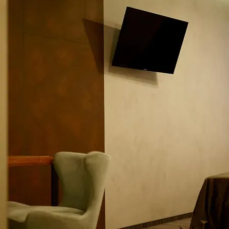 Mojo Hall Hotel-3