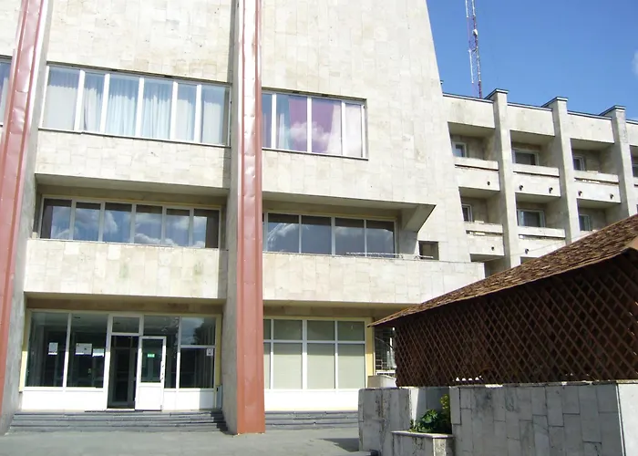 Hotel Profspilkovyi Луцьк
